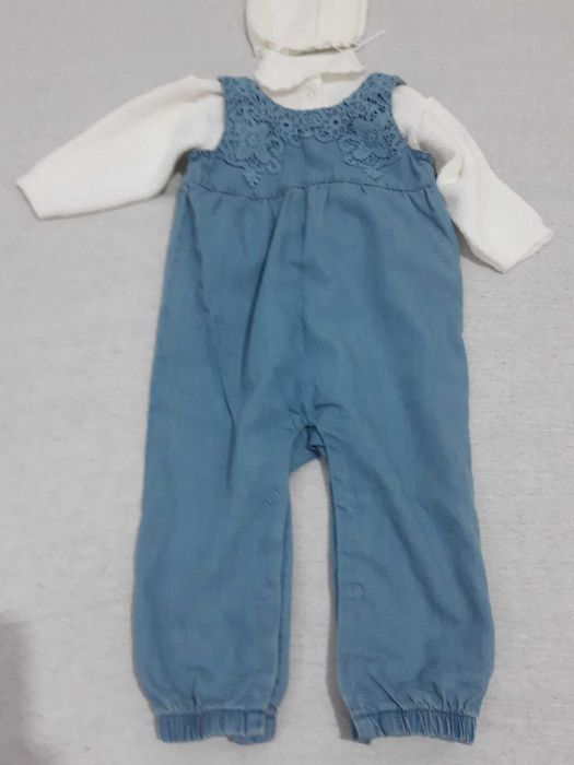 Spodenki dziewczęce plus sweterek i czapeczka