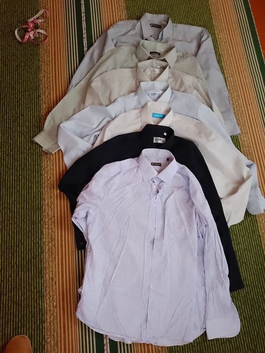 Чоловічі сорочки.