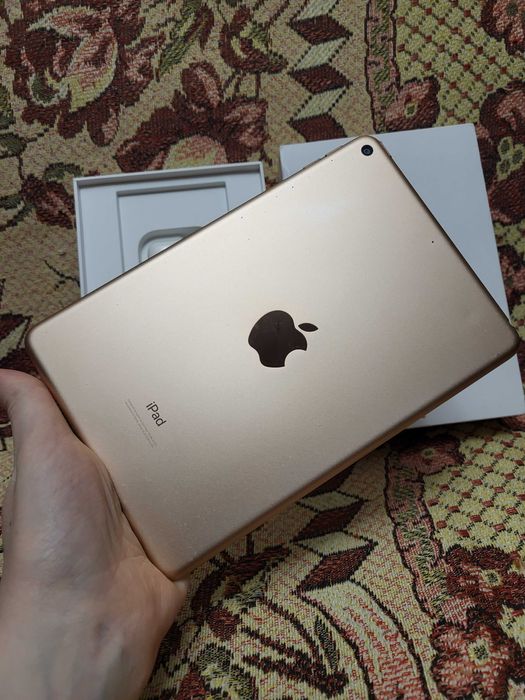 iPad mini 5 gen 7.9" 64 ГБ 2019 wi-fi планшет Apple