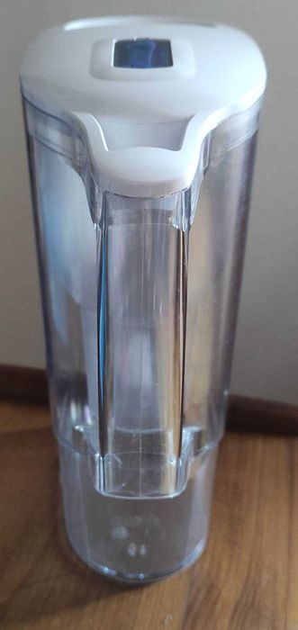 Jarro Brita 2.4 Litros, modelo Aluna