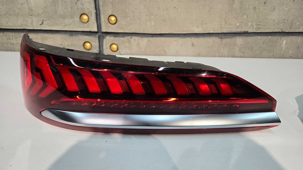 Задні ліхтарі Audi Q7 4M 2020 Європа