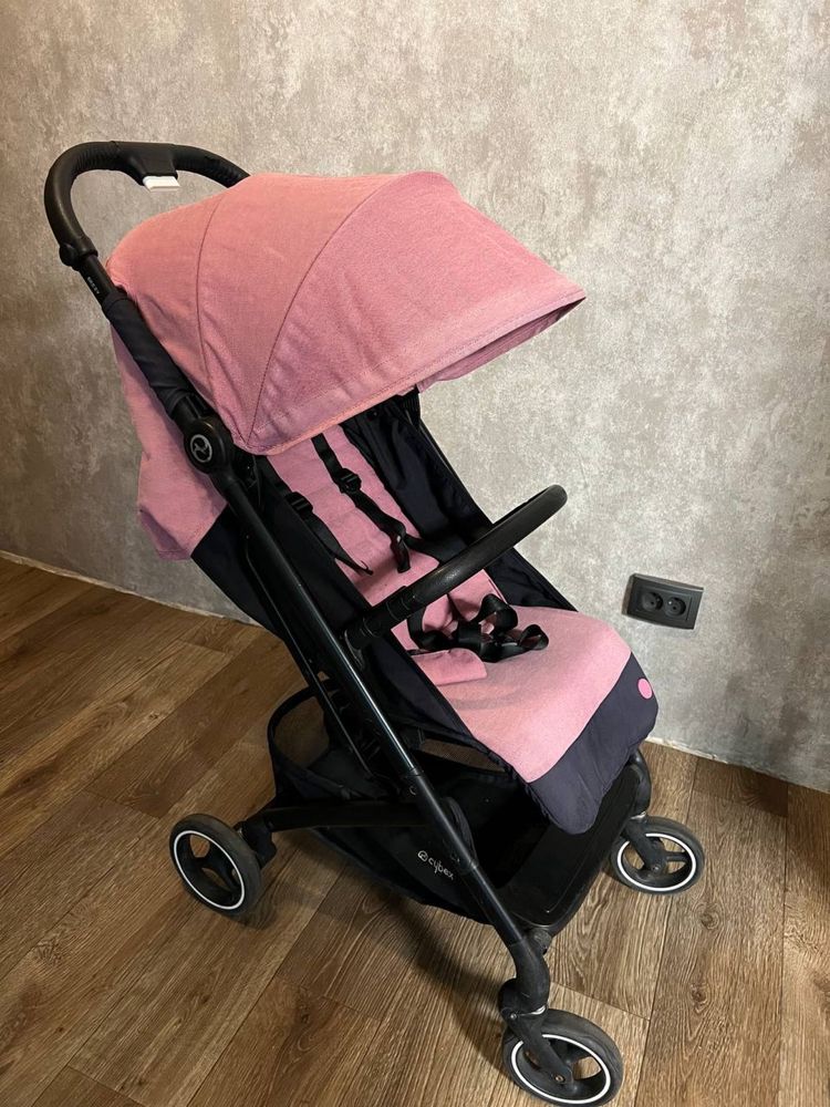 Прогулянковий візок cybex beezy