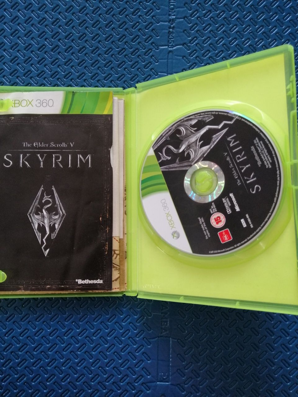 Gra xbox 360 Skyrim