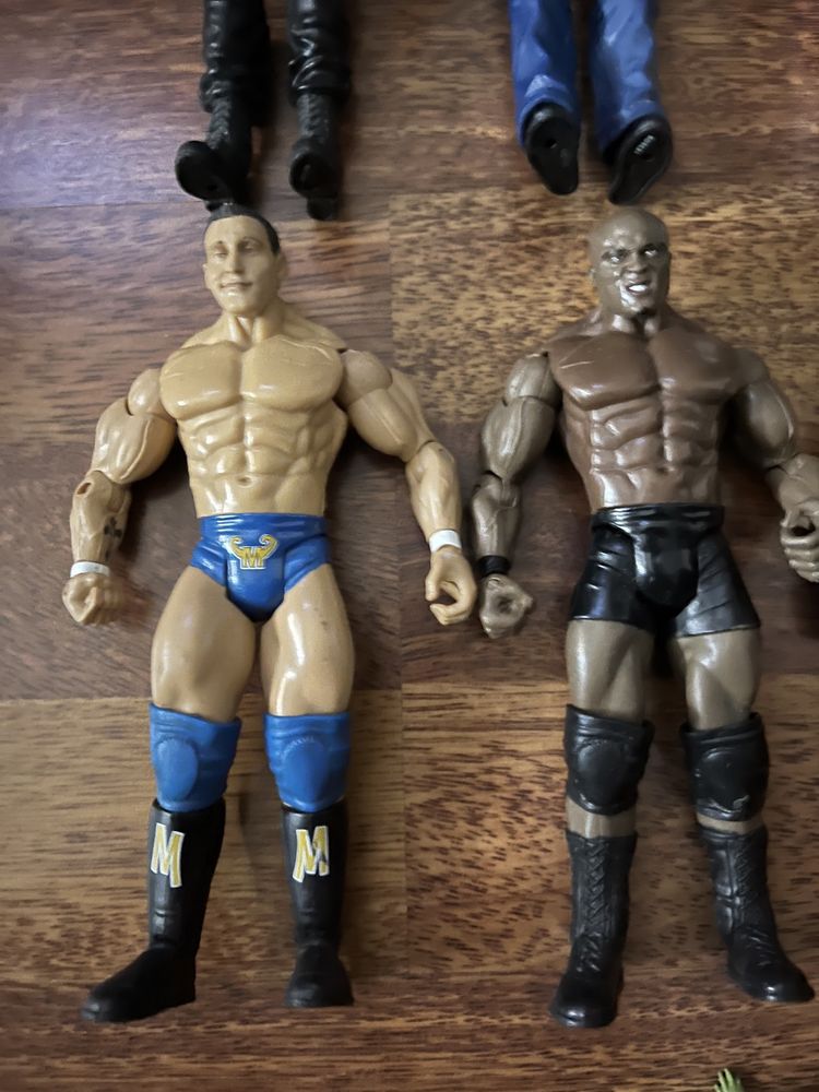 Figuras/Bonecos e Acessórios WWE