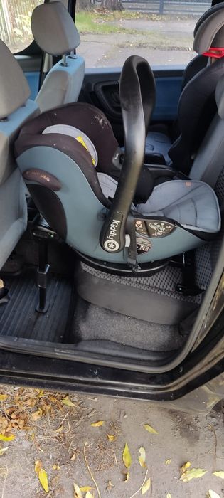 Fotelik samochodowy /nosidełko samochodwe 0-13 kg