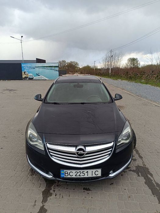 Продам opel insignia