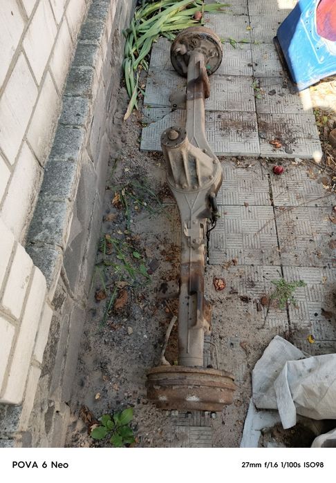 Задній міст Ford Transit 2.5 R14 1992-2000 рік