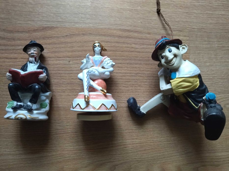 Статуетки из фарфора