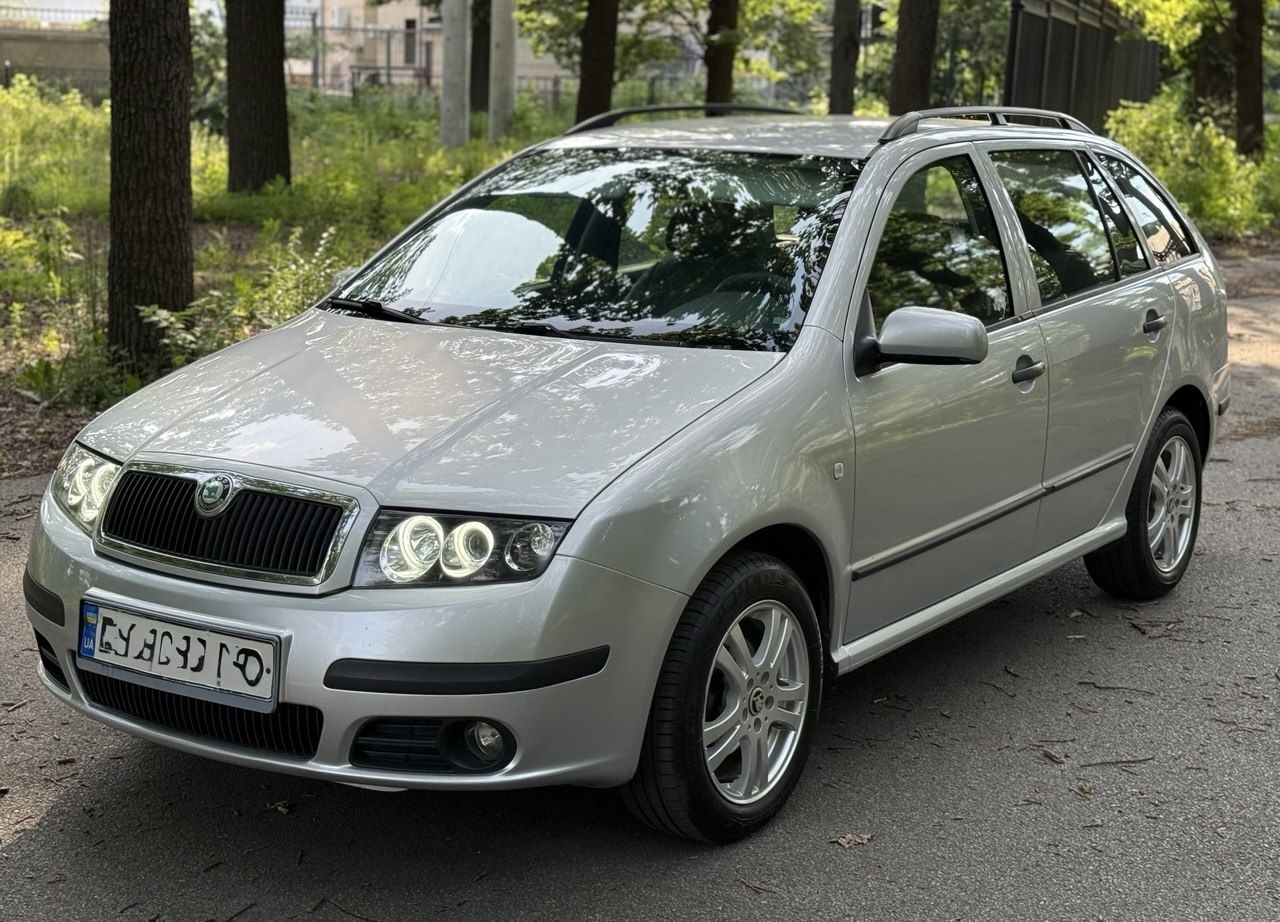 Автомобиль шкода