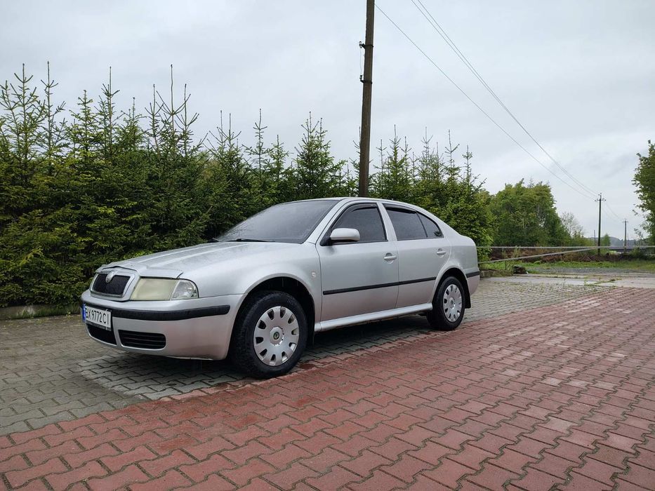 Продам надійне практичне авто.