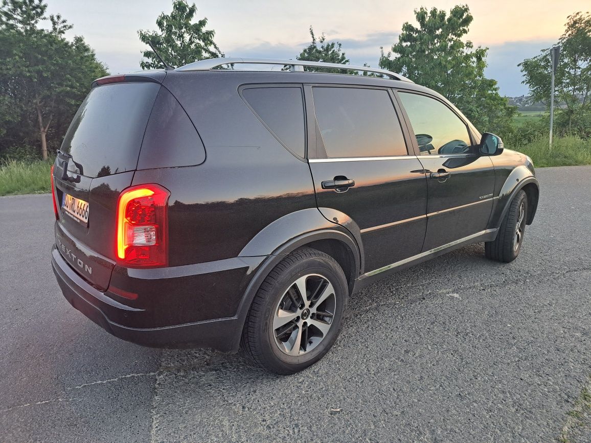 Ssangyong Rexton 2.2  178KM ,2017r