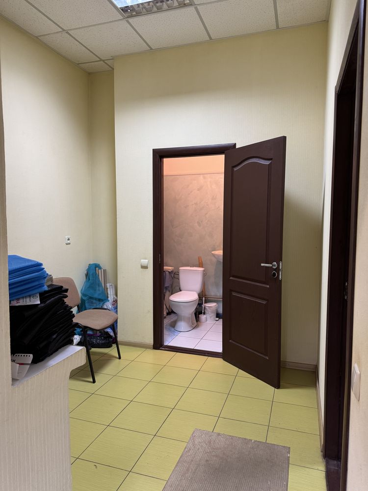 Сдам офис с отдельным входом на ул Независимости 18а (Титова)