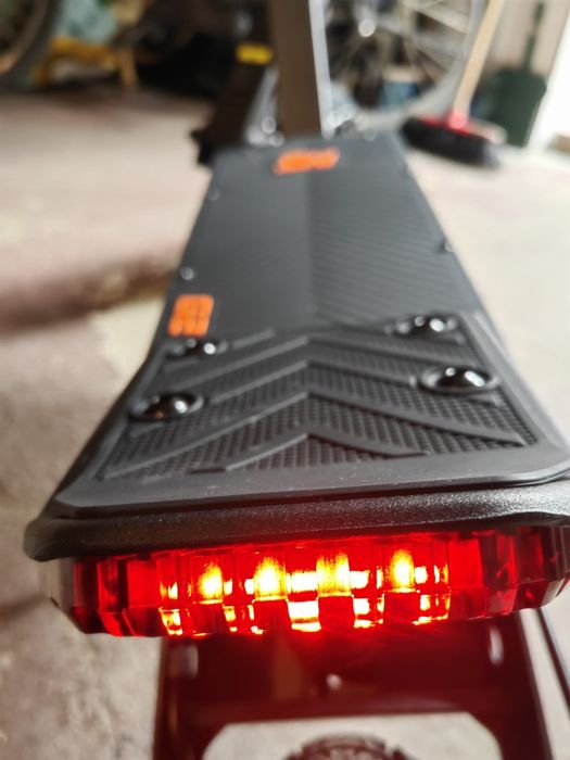 Hulajnoga Kukirin g2