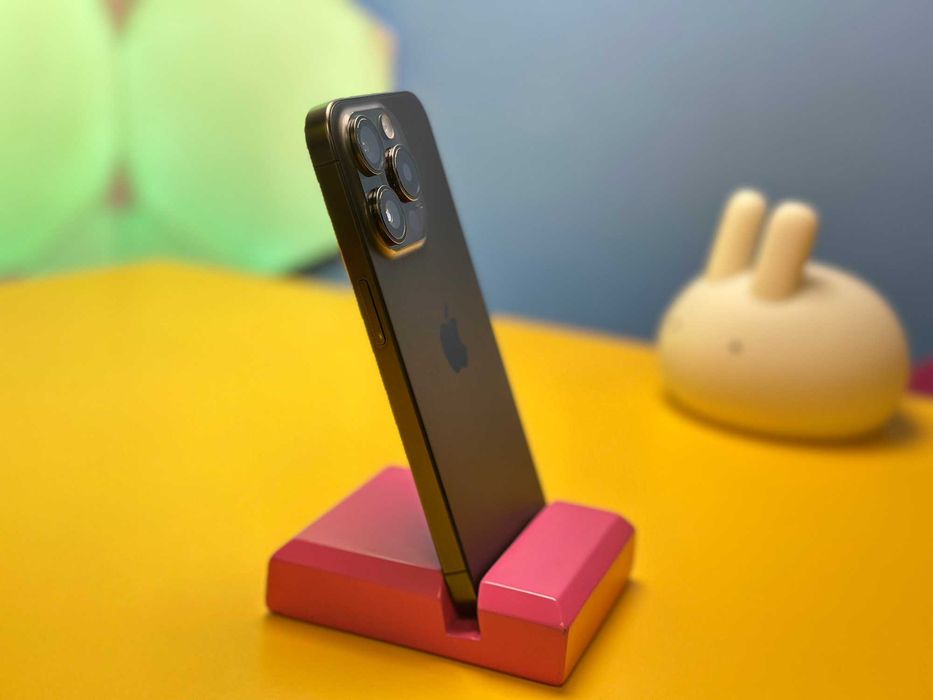 Смартфон iPhone 15 Pro 256GB Black Titanium (148031) Б/У З ГАРАНТІЄЮ