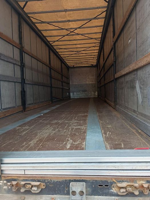 Kögel SN24  Naczepa gotowa do jazdy używana na traszkach muedzynarodowych