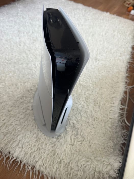 PlayStation 5 (CFI-2016) –1,5 lat  + 2x PAD DualSense