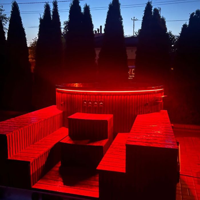 MOBILNA BALIA JACUZZI bania z hydro i Aero masażem spa do wynajęcia