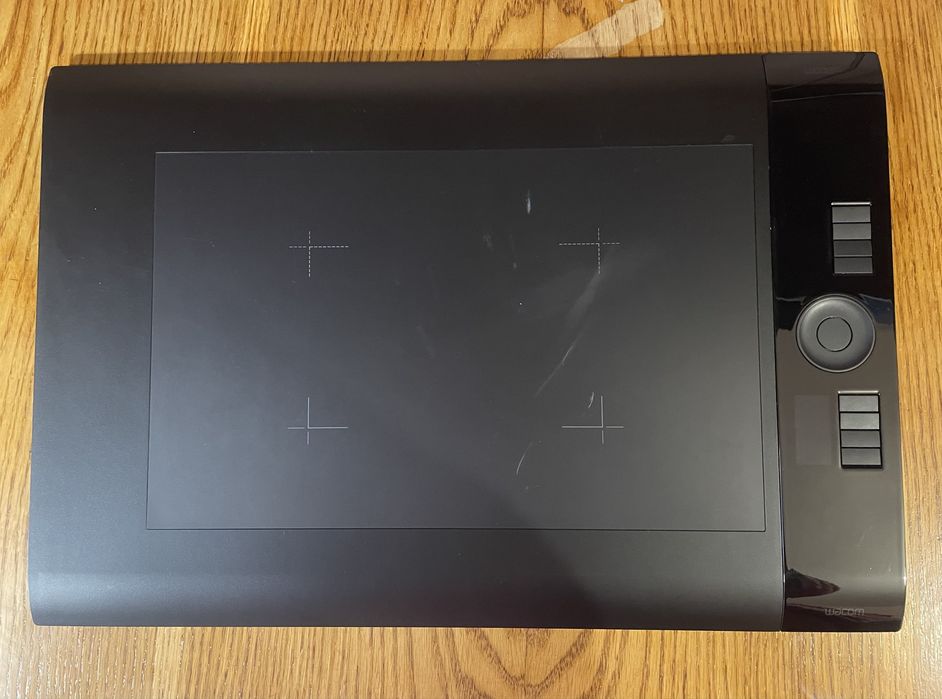 Графічний планшет Wacom Intuos 4