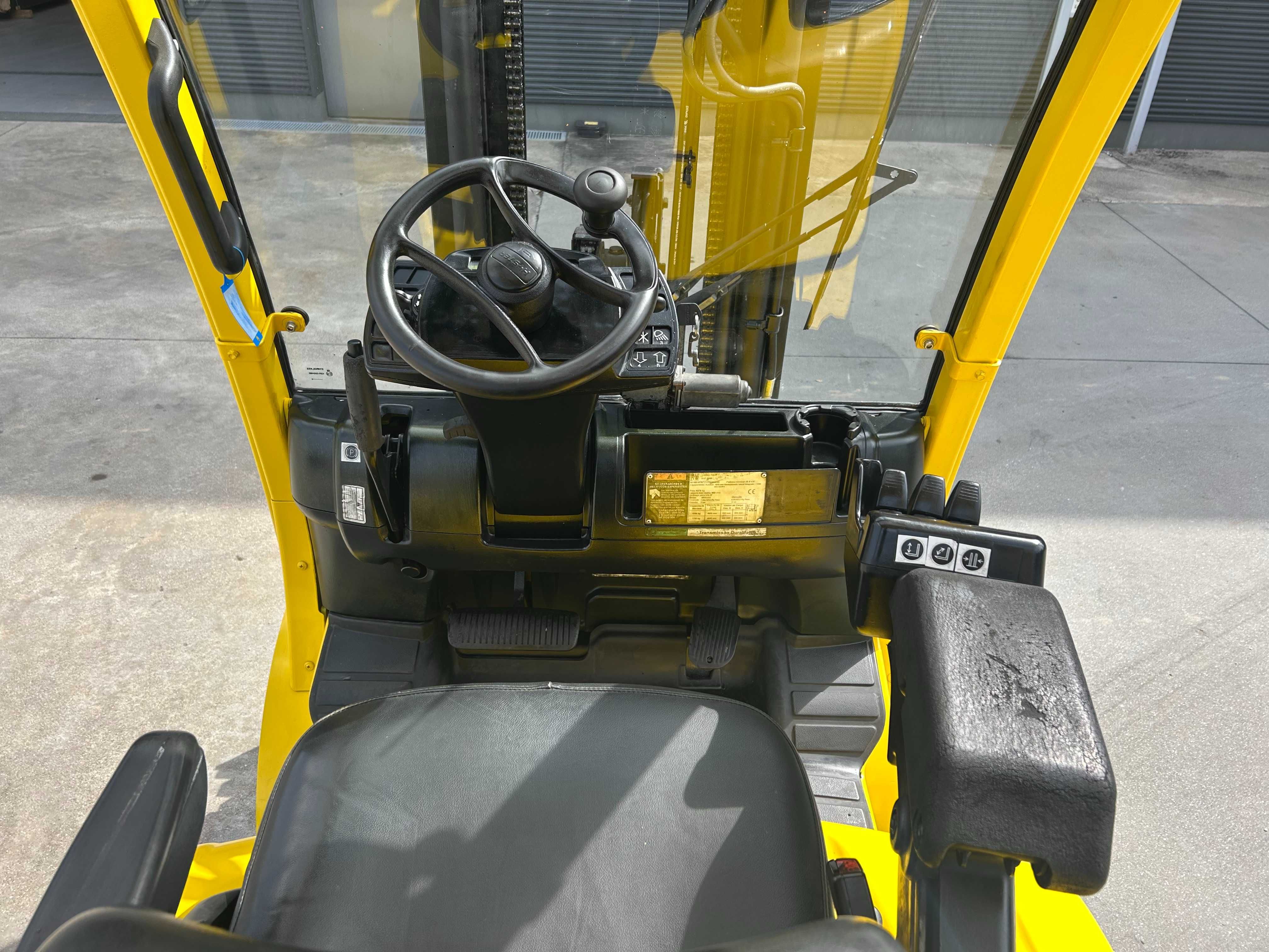 Empilhador Hyster Diesel 2500 Kgs