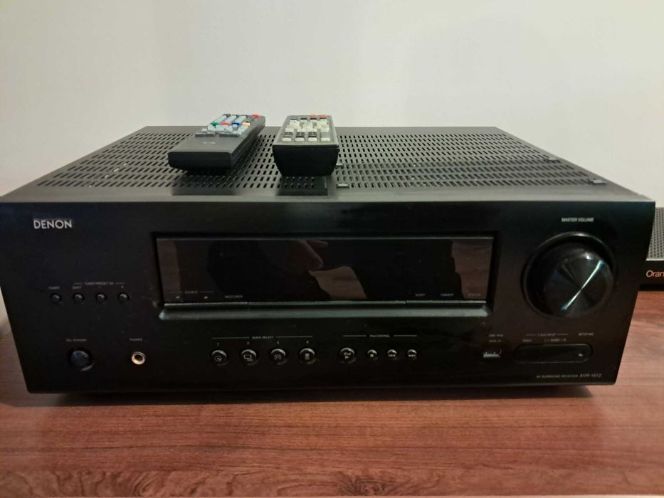 Amlituner kina domowego z radiem FM marki DENON AVR-1612