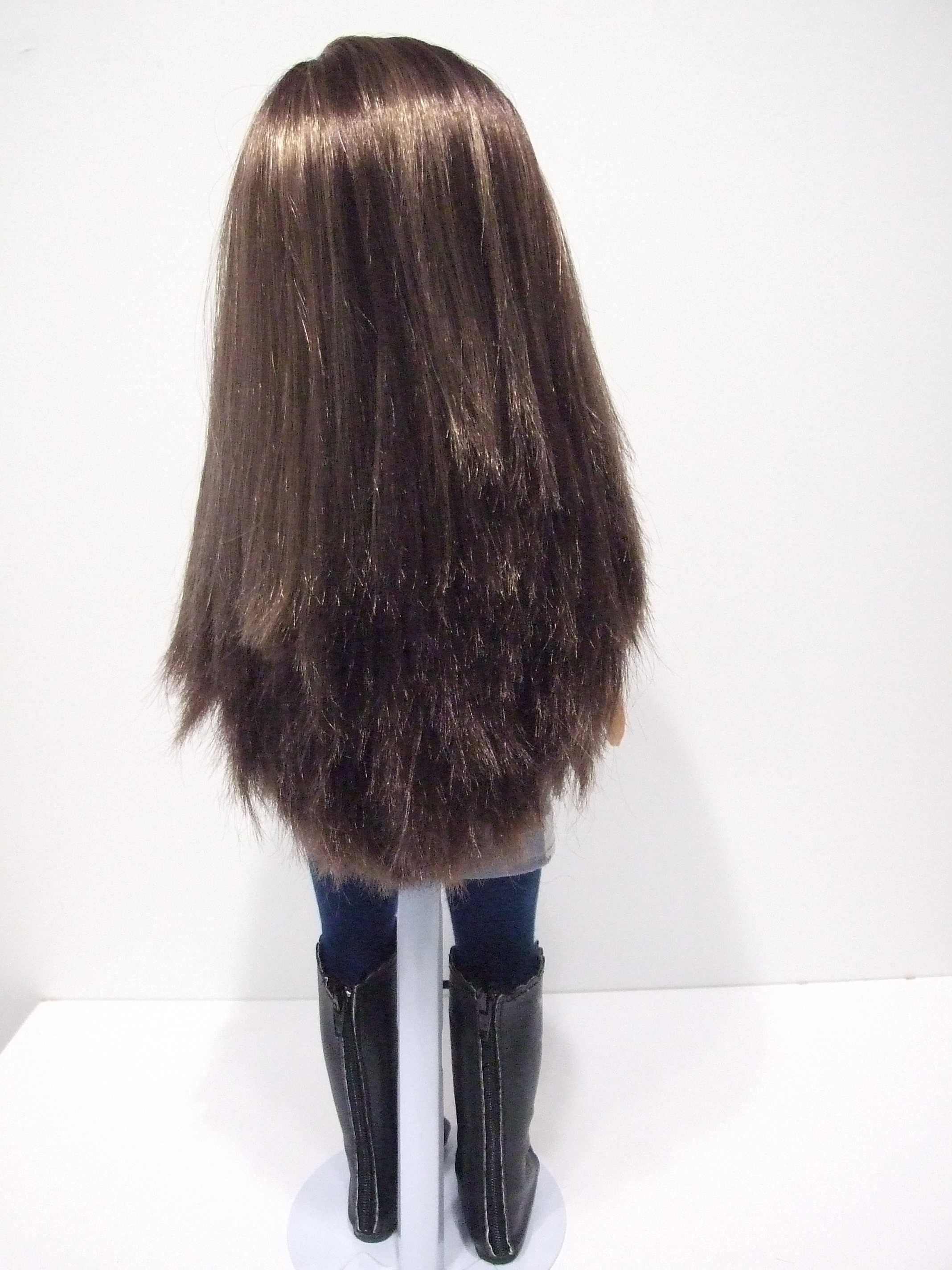 lalka Nancy Famosa 42 cm, stojak, ubrania, buty