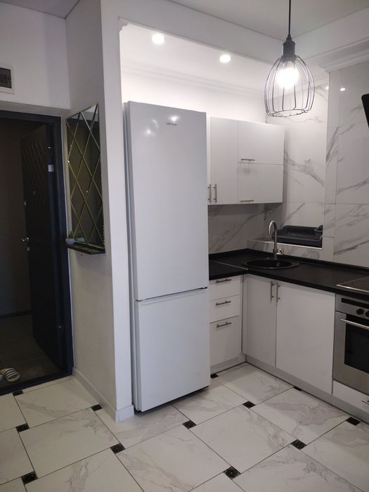 Продам 2-комнатную квартиру в ЖК «Приморские Сады» — 40 м²