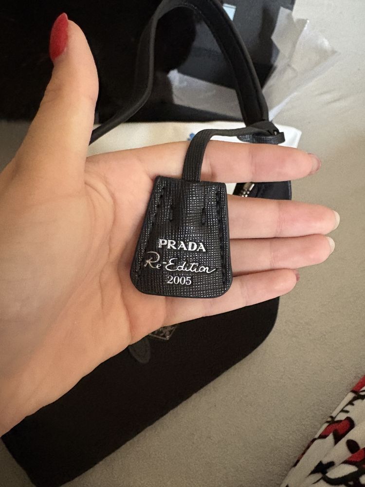torebka prada re edition 2005