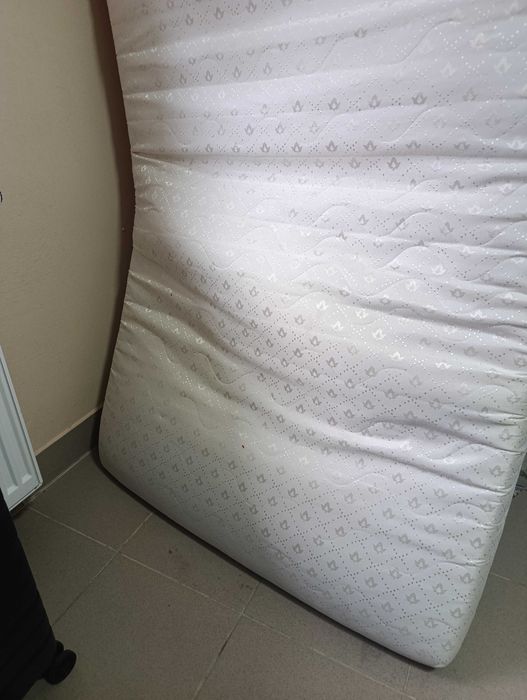 Materac sprężynowy 90x200