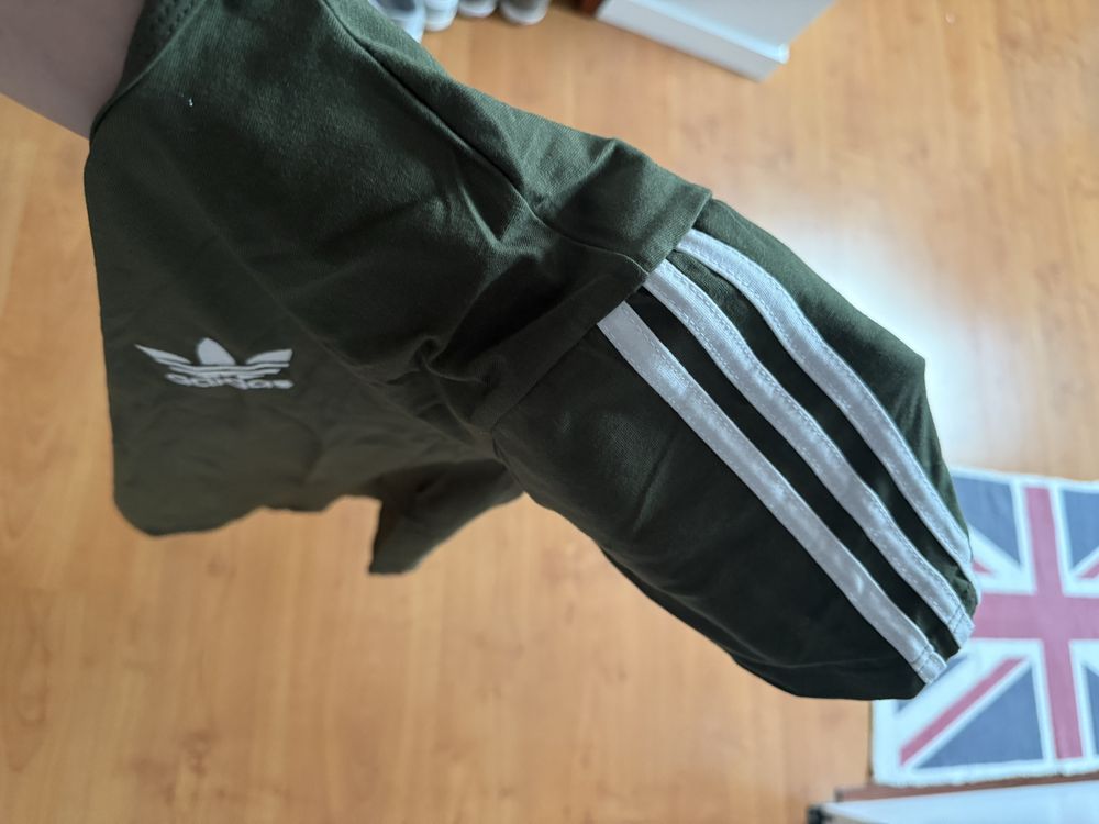 Conjunto Adidas NOVO