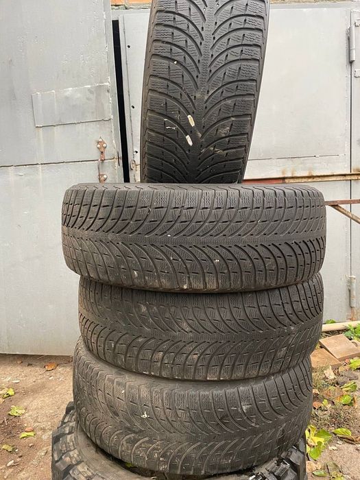 Зимова Гума. Michelin