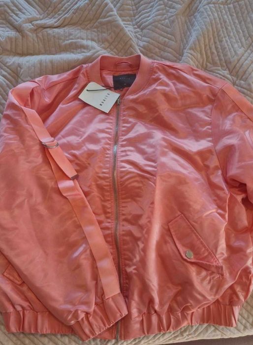 Kurtka bomberka r.42 nowa z metką Mohito