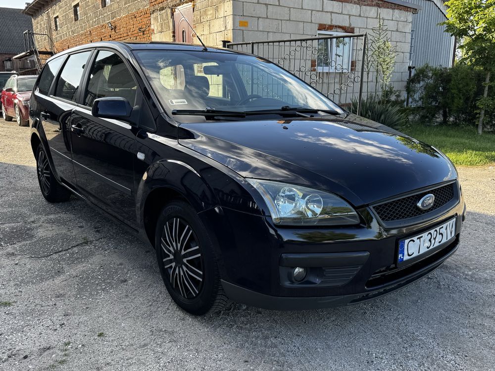 Ford Focus 1.6 benzyna Maly Przebieg Salon Polska