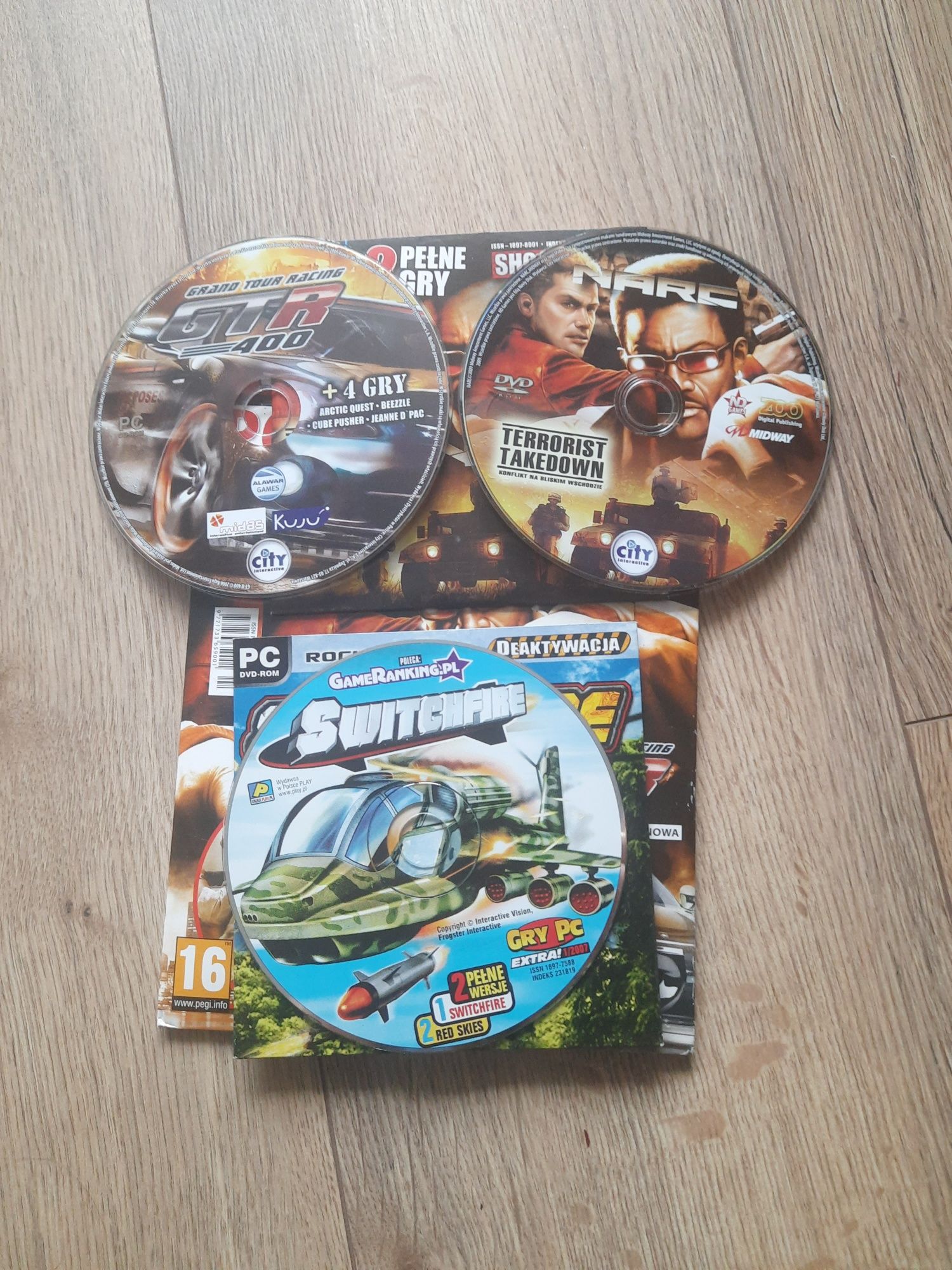 Zestaw gier komputerowych: Terrorist Takedown, GTR 400, Switchfire