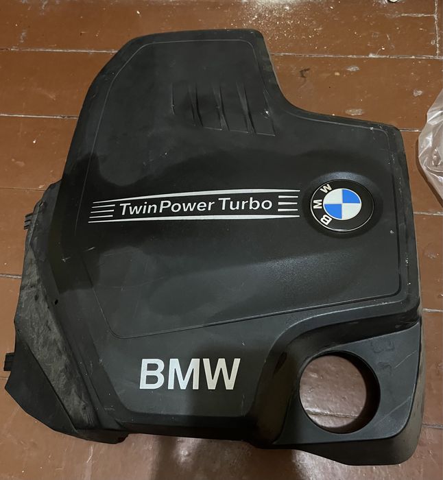 Декоративна кришка двигуна BMW F30