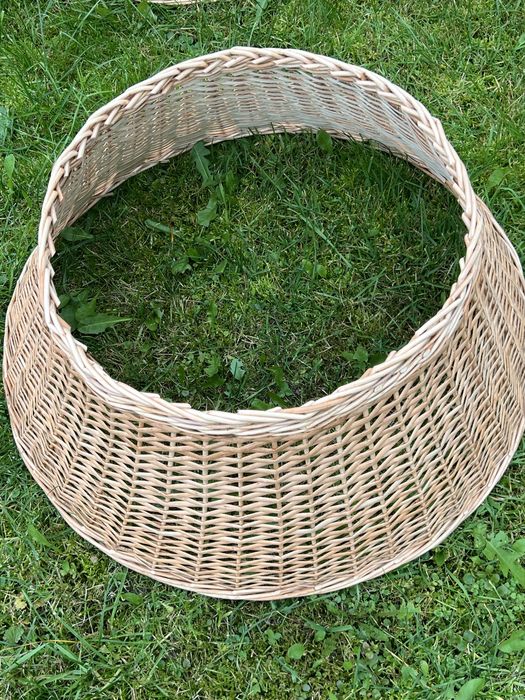 Корзина під Ялинку