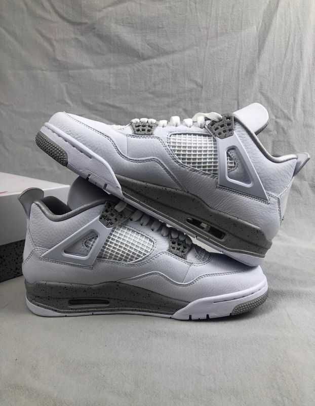 NikeAir Jordan4Retro R.44