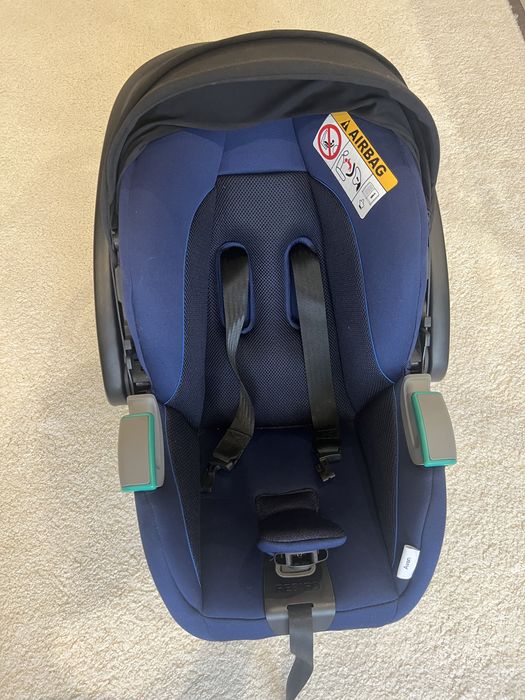 Продам НОВОЕ автокресло Recaro Avan