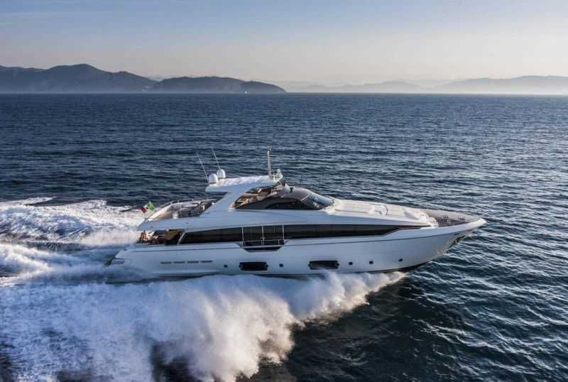 Jacht Ferretti 960 | 2014 | 29,20 m | 2x 1109 KM| Fakt VAT|Cena brutto