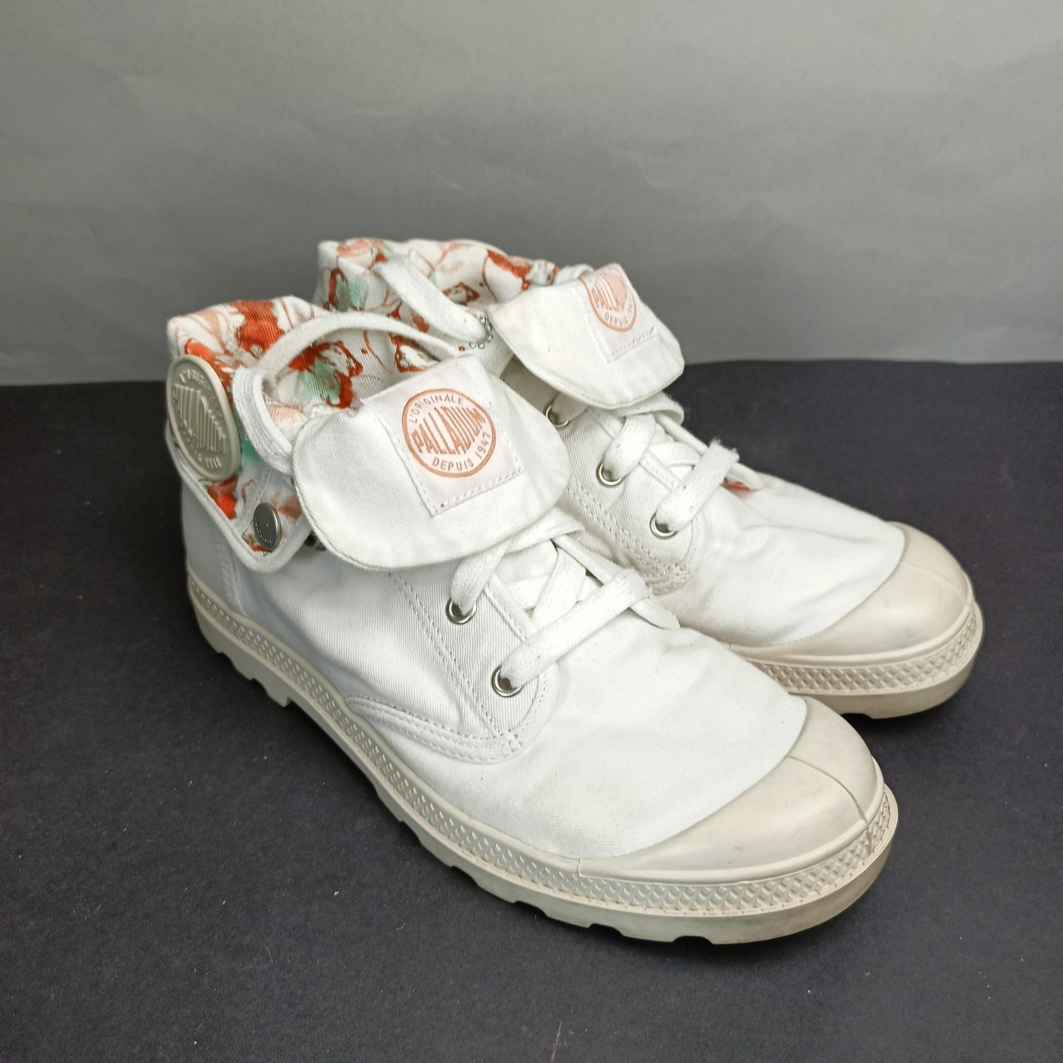 Palladium  Baggy sportowe trapery damskie r. 39 świetne!