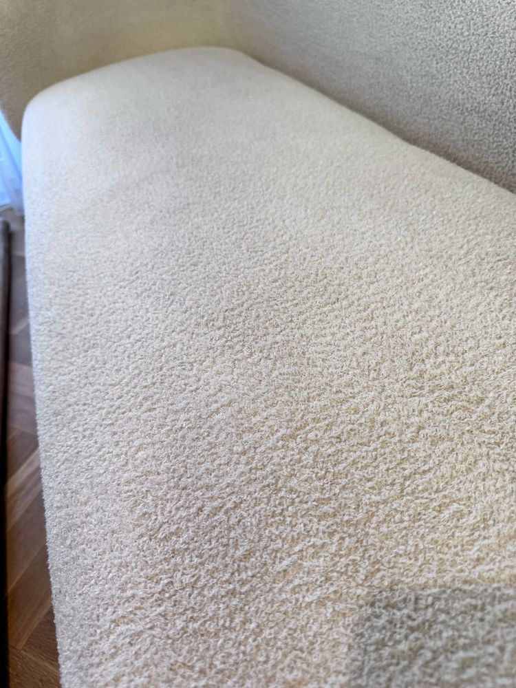 Trzyosobowa Sofa Bouncle glamour jak NOWA świeżo wyprana