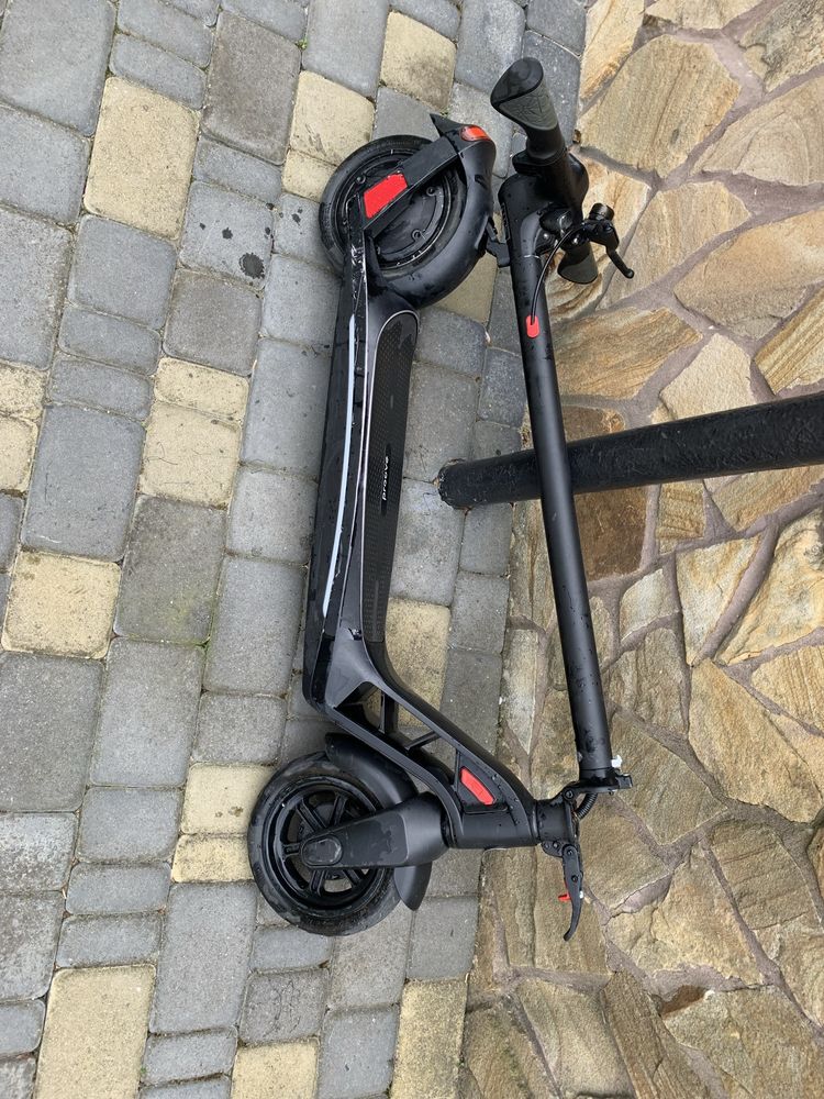 Самокат Proove Model x