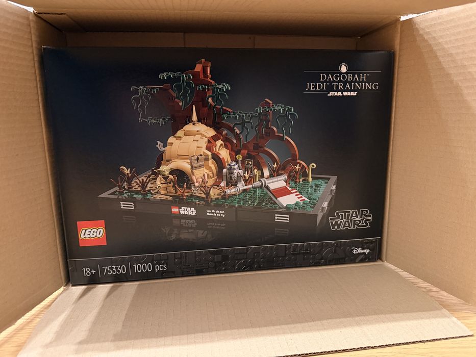 LEGO 75330 Star Wars - Diorama: Szkolenie Jedi na Dagobah Nowy Idealny