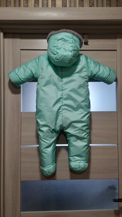 Комбінезон зимовий на овчині з шапкою і теплими носочками