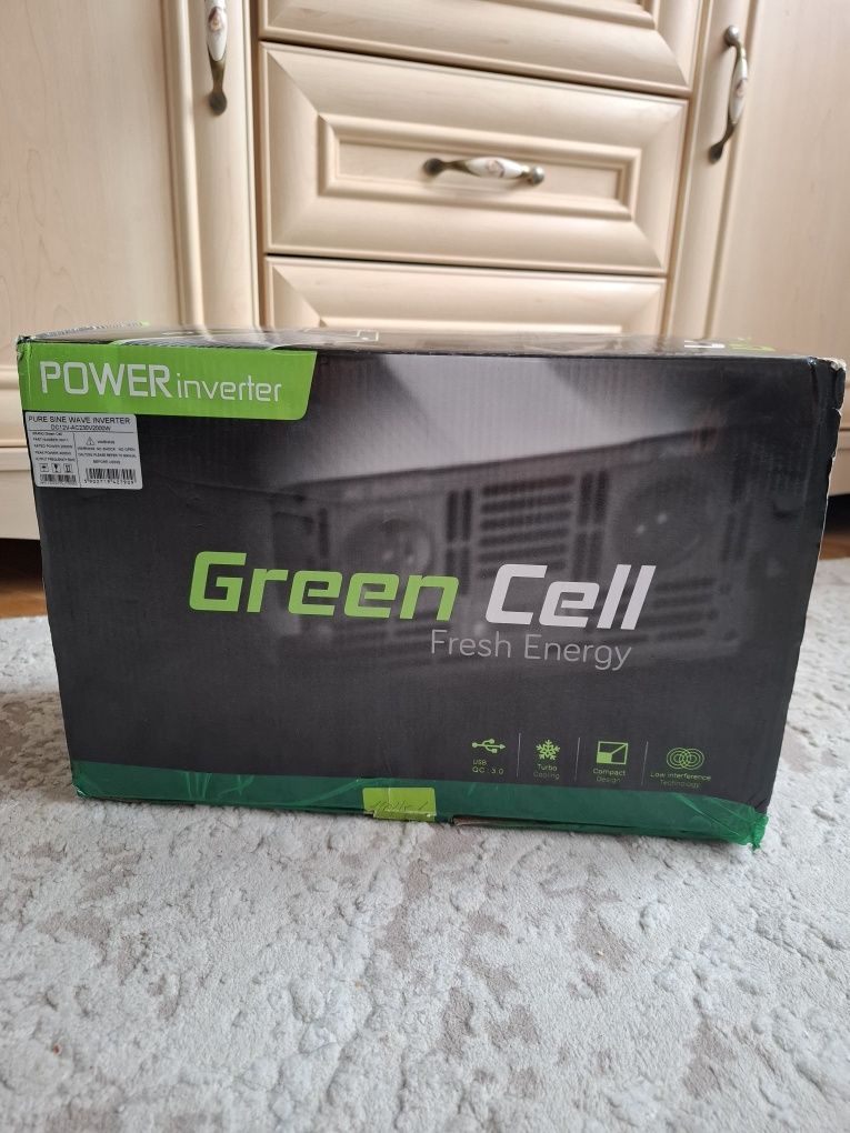 Перетворювач (інвертор) DC-AC Green Cell INV11 12V/230V 2000W/4000W Pu