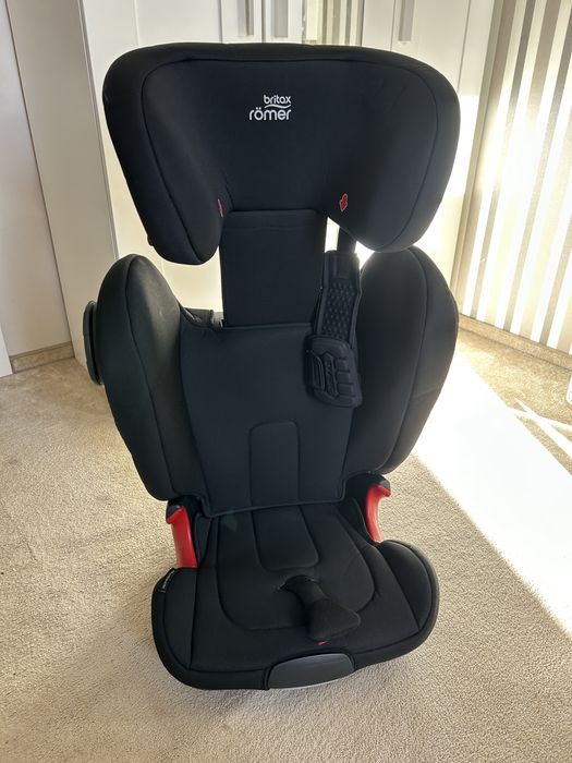 Sprzedam Fotelik Samochodowy Britax Romer Kidfix XP Sict 15-36 kg