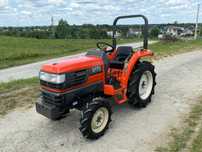 Traktor traktorek 4x4 Kubota GT23 śliczny wspomaganie 23 km