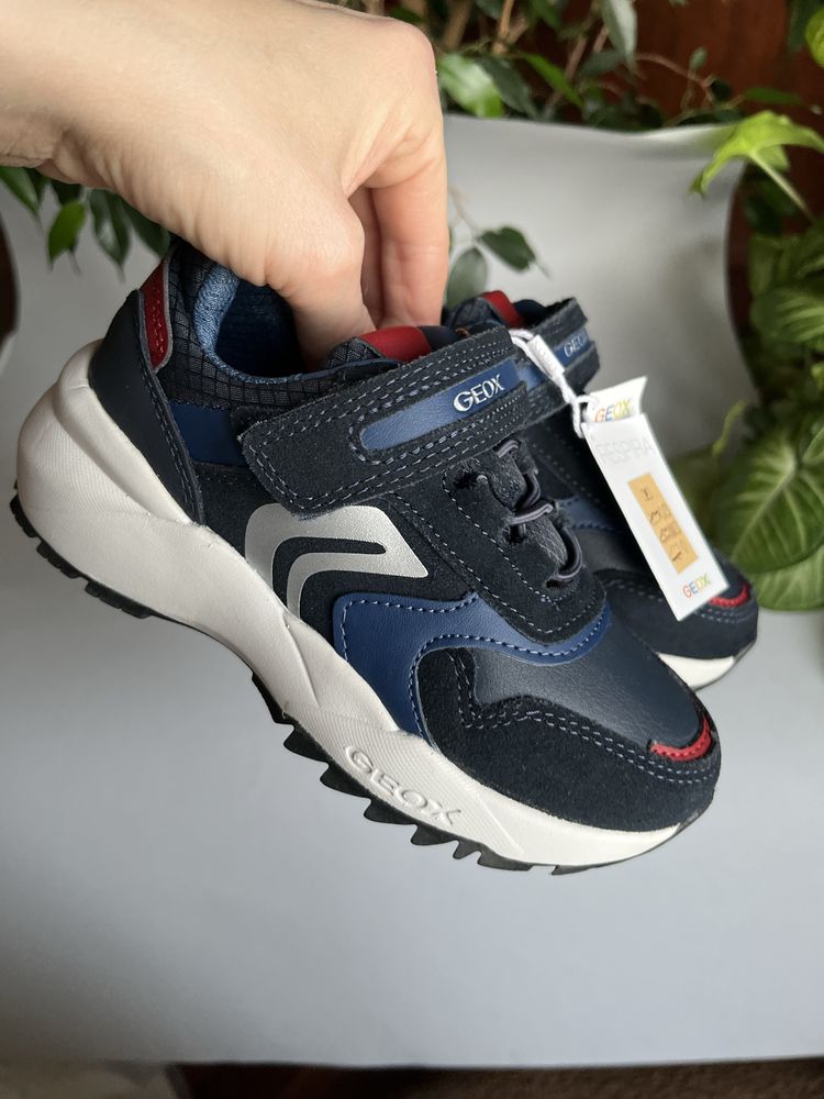 КРОСІВКИ GEOX HEEVOK 28р. 18,2см на хлопчика, на весну шкіряні кроссов