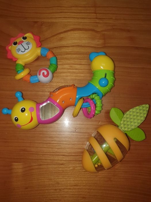 Погремушки, грызунки-прорезыватели