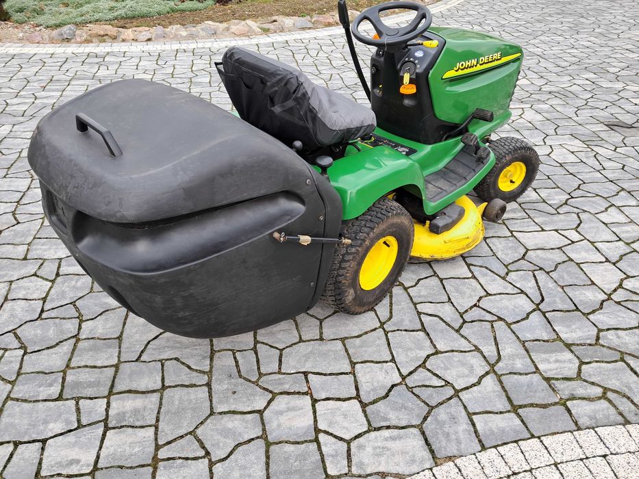 Zadbany solidny  traktorek kosiarka JOHN DEERE 200SZTUK NA PLACU