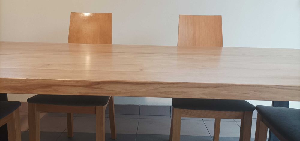 Stół – z blatem z naturalnego drewna, dąb klasyczny